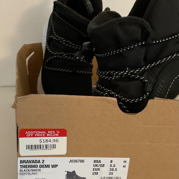 New merrell low cut boot - Picture 2 of 2